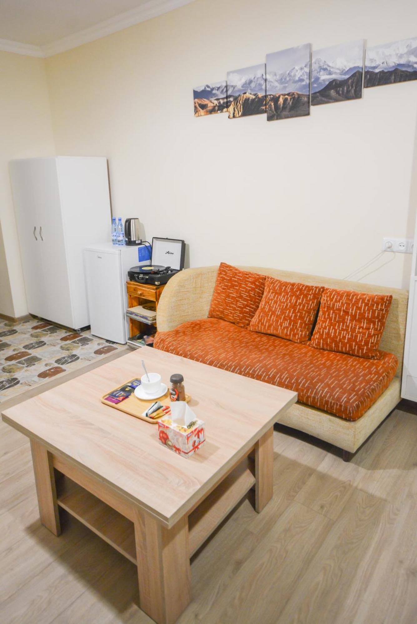 Hotel Eleven - 11 à Yeghegnadzor Extérieur photo